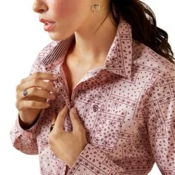 Ariat Kirby Stretch Shirt 32 Ariat Kirby Stretch Shirt -Ariat Store kirby paisley ls coral collar detail 10043475 ariat 61865.1676488650