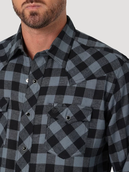 Men's Wrangler Black Buffalo Plaid Shirt 6 Men's Wrangler Black Buffalo Plaid Shirt - Image 4